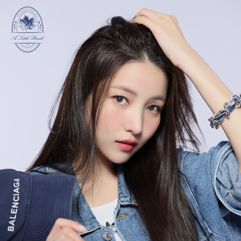 2024 SEASON'S GREETINGS "A Little Break"